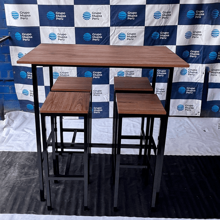 Mesa con Bancos Altos