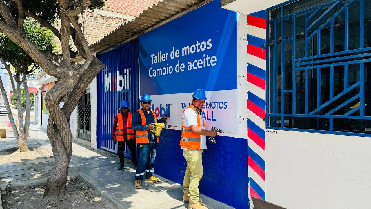 INSTALACIÓN DE LETRERO